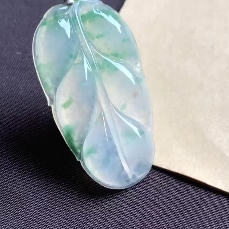 冰種翡翠 天然翡翠 緬甸A玉 頸鏈 • 18K金葉子翡翠吊墜 - 項鍊 - 玉石 綠色