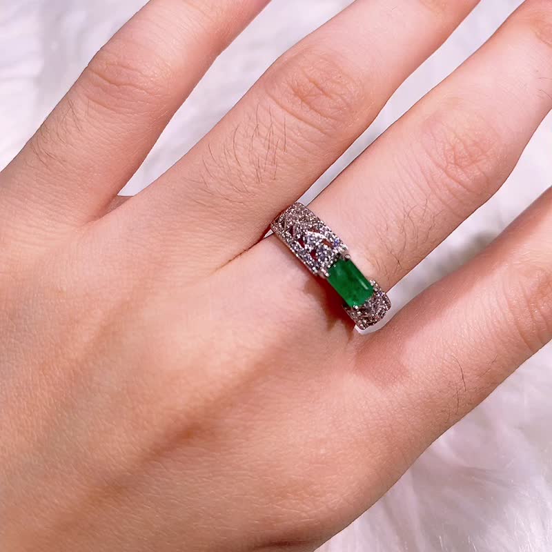 天然祖母綠 祖母綠寶石戒 長方型寬戒圍款 0.52克拉 - 戒指 - 寶石 綠色