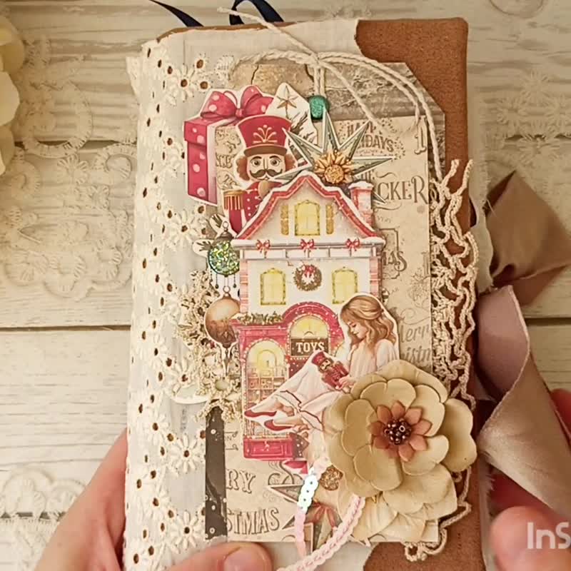 Christmas Shop Nutcracker junk journal handmade December daily winter notebook - 筆記本/手帳 - 紙 紅色