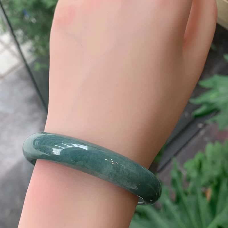Menghu | Glutinous seed/ Teal circle/hand circumference 17.5-18 | natural grade A jadeite bracelet - Bracelets - Jade Blue