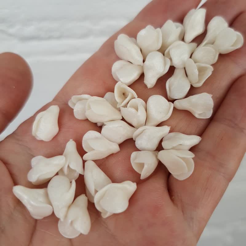 Pearl Buds Flower BedasPolymer Clay Floral Buds for Making Jewelry - Parts, Bulk Supplies & Tools - Clay White