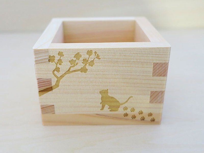 Cherry-blossom viewing cat and paws Footprints Gift wrapping Christmas Gift - Other - Wood Brown