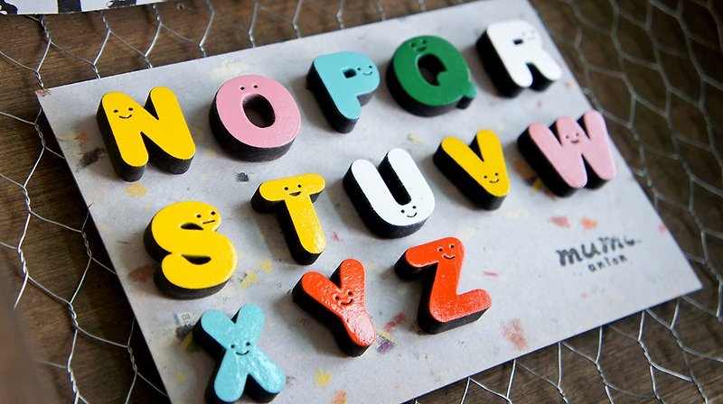 Wooden pushpin --26 English alphabet group - อื่นๆ - ไม้ หลากหลายสี