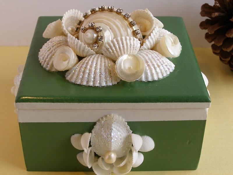 Sea Shell**Bei Precious Collection Box**Storage Box Jewelry Box - Bracelets - Wood Green
