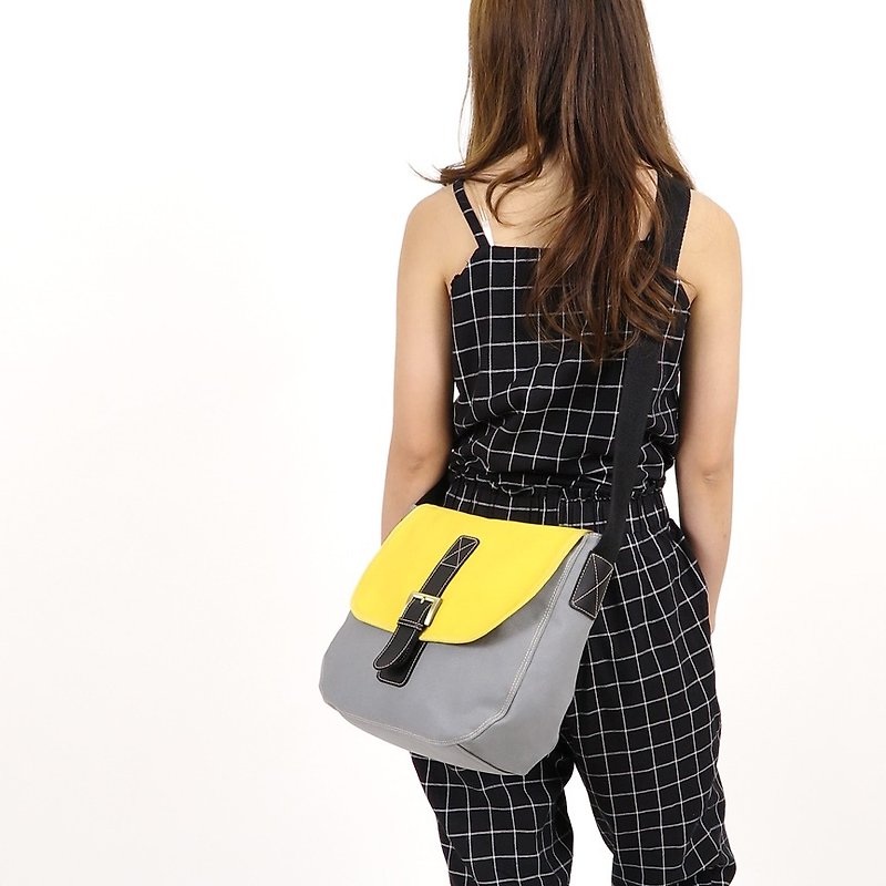 crossbody - two tone gray yellow(cover) - กระเป๋าแมสเซนเจอร์ - ผ้าฝ้าย/ผ้าลินิน สีเทา
