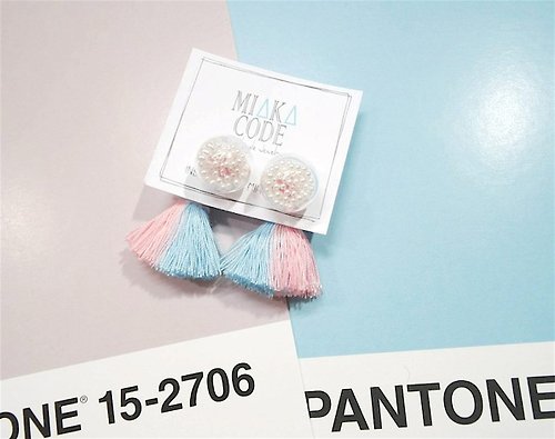 MIAKA CODE 。Handmade & Fashion 12mm透明玻璃球 珍珠 Pastel Pantone (藍粉色) 流蘇 耳環/耳夾