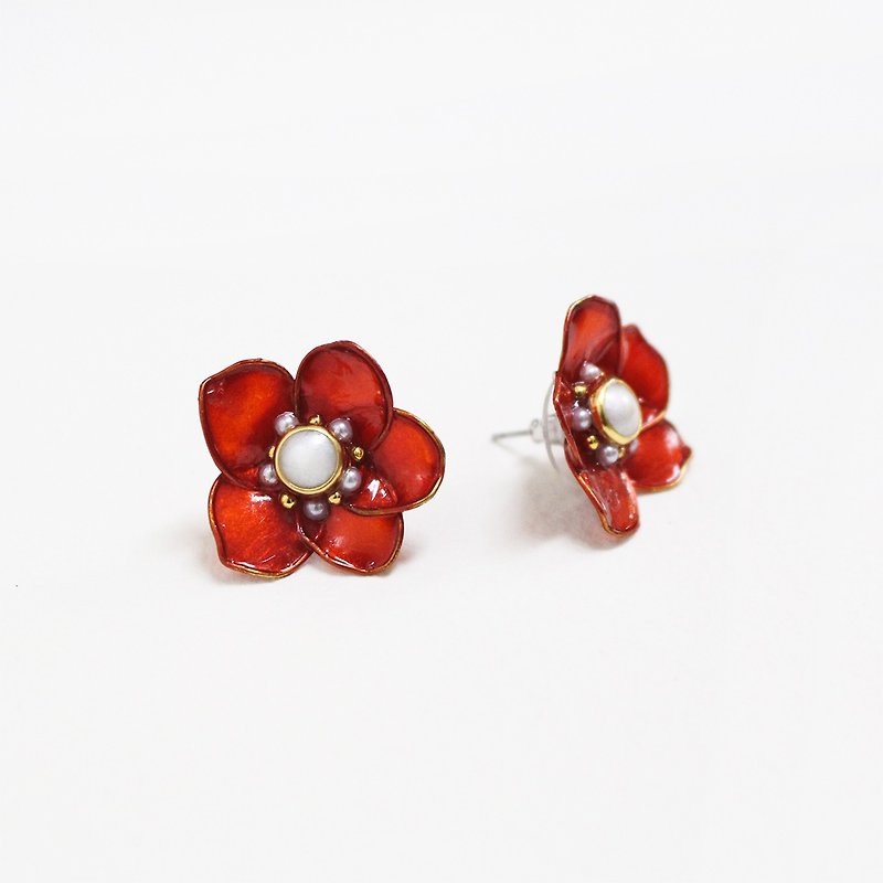 half's half- bloom (large flowers vermilion) - Flowers / Drilling / auricular / ear clip / needle / earrings / resin - Earrings & Clip-ons - Other Metals Red