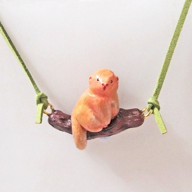 小猴子手工手繪頸鏈/墜子 Monkey handmade necklace - 頸圈項鍊 - 其他材質 多色