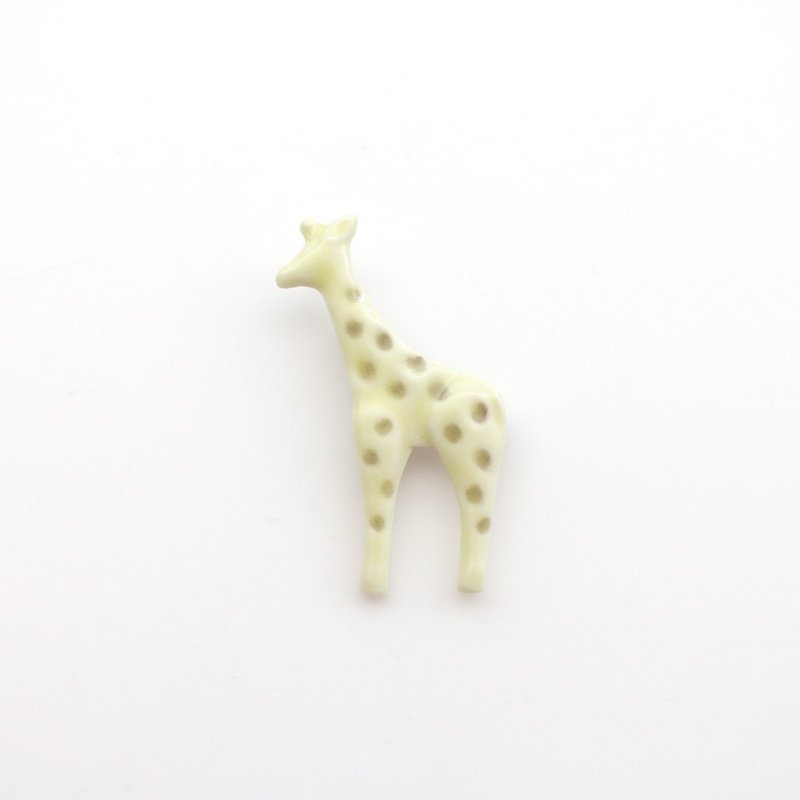 Giraffe brooch - 胸針/心口針 - 瓷 黃色