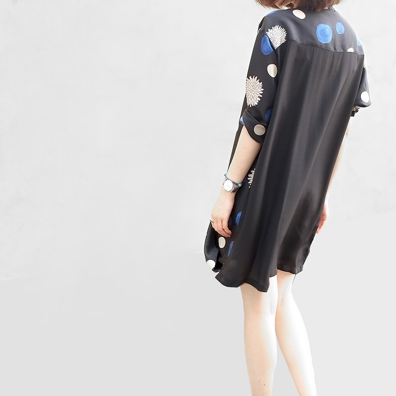Gao fruit / GAOGUO original designer brand new women's long section of loose shirt silk printed blouse - Skirts - Silk Blue