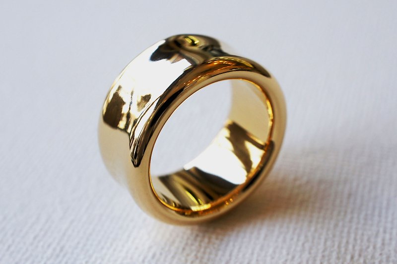 Wide smooth ring (gold type) - แหวนทั่วไป - โลหะ สีทอง
