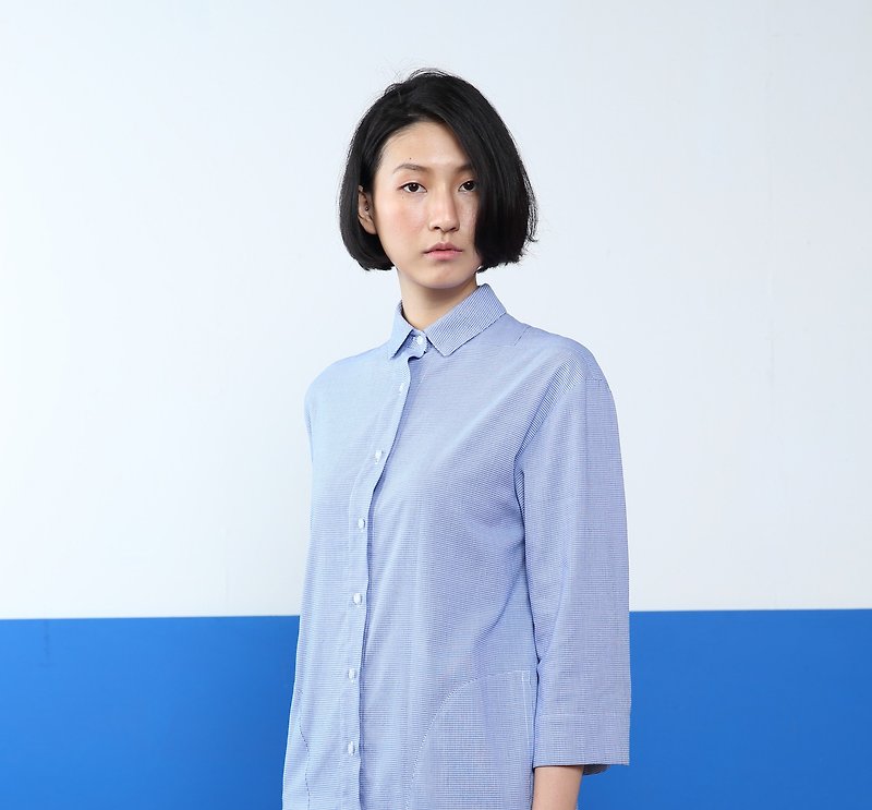 [Clearout Discount] Collagen Plover Smock-Blue - เสื้อเชิ้ตผู้หญิง - วัสดุอื่นๆ สีน้ำเงิน