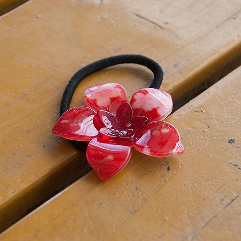【MITHX】summer dream flower hairband-red - เครื่องประดับผม - อะคริลิค สีแดง