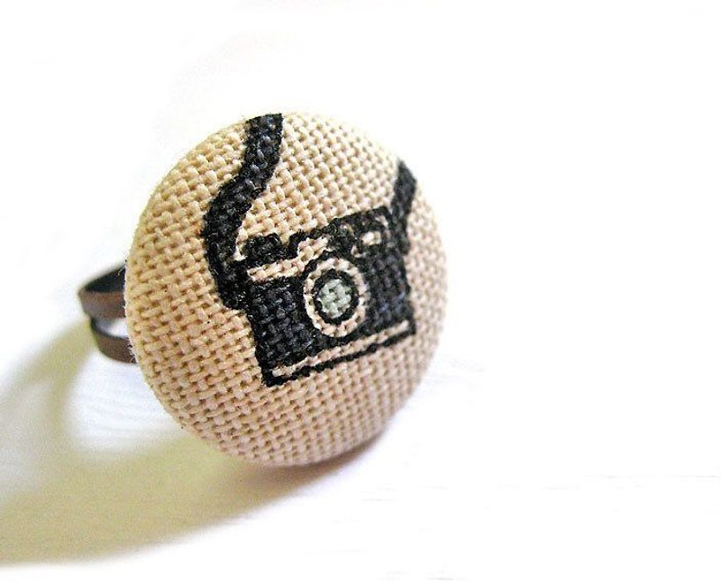 Ring hand-made cloth buttons camera - General Rings - Other Materials 