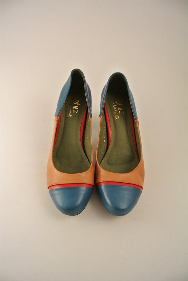 筆直的一直線，是我向你大步邁開步伐的路徑 (藍) - Women's Casual Shoes - Genuine Leather 