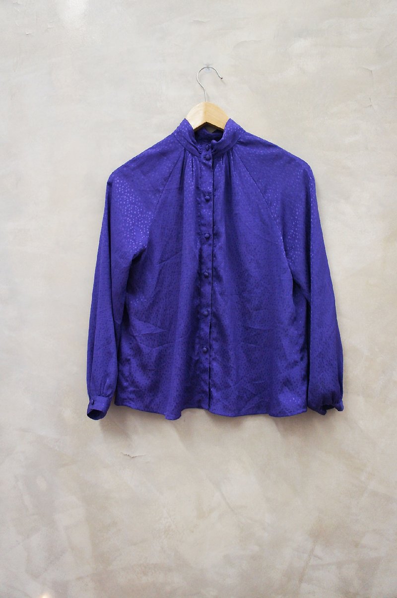 紫色波點亮紋 立領 包釦襯衫 PdB 古著 - เสื้อเชิ้ตผู้หญิง - วัสดุอื่นๆ สีน้ำเงิน
