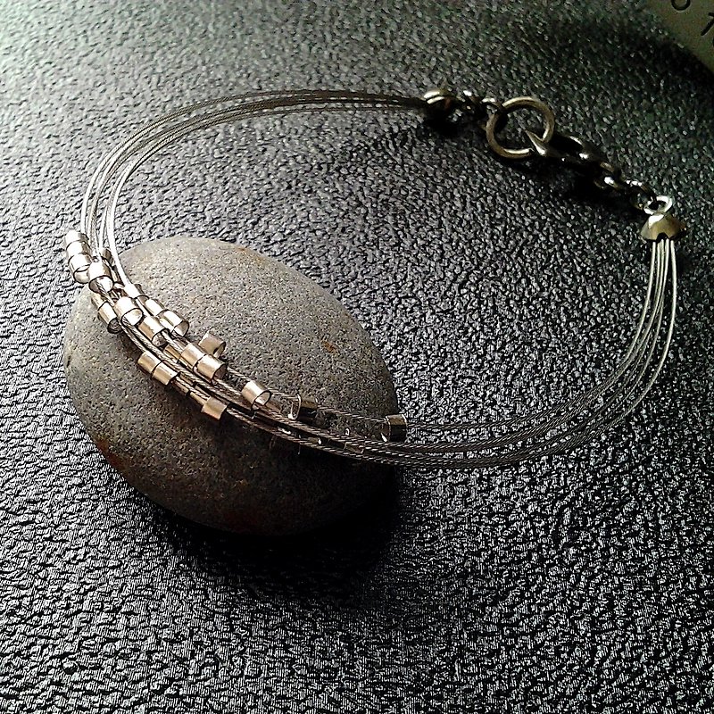 EarringFanatic Milky meteorite metal multilayer silver bracelet - Bracelets - Other Metals Gray