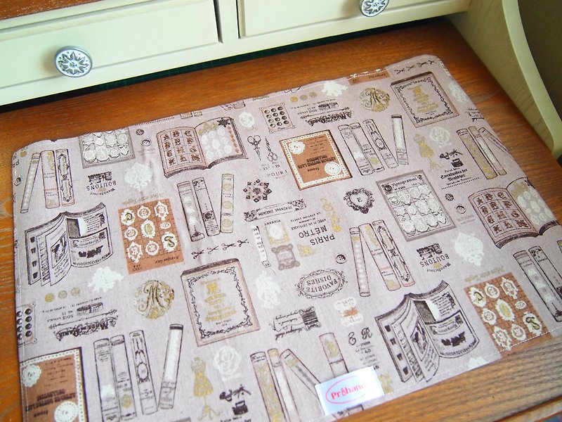 Small book pattern placemat set - Place Mats & Dining Décor - Other Materials Multicolor