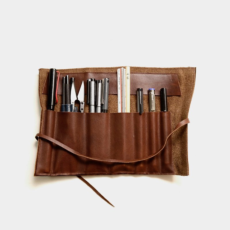 【皮壽司】牛皮筆袋 皮革鉛筆盒 工具袋 鋼筆 客製刻字當禮物 - 筆盒/筆袋 - 真皮 咖啡色