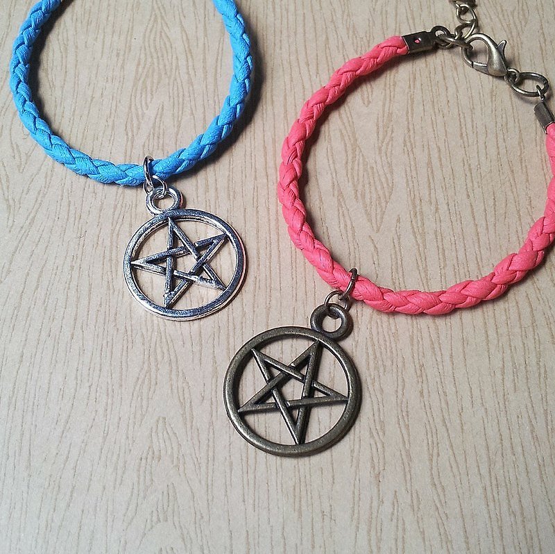 Alice beard little star - simple magic star ★ woven leather bracelet - Bracelets - Other Materials 