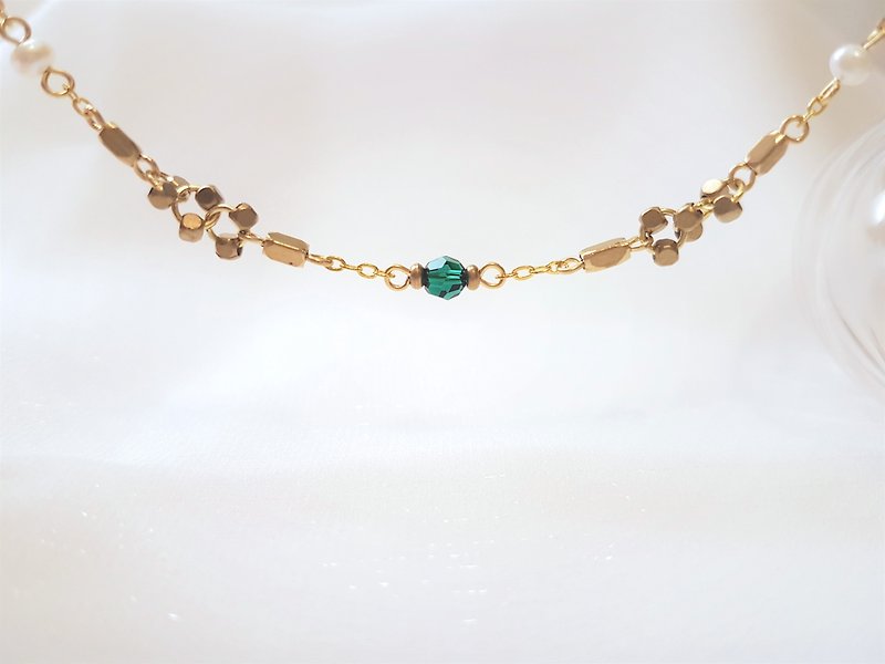 Raphael‧ Crystal Bronze Brass Classical Emerald Thin Bracelet - สร้อยข้อมือ - ทองแดงทองเหลือง สีเขียว