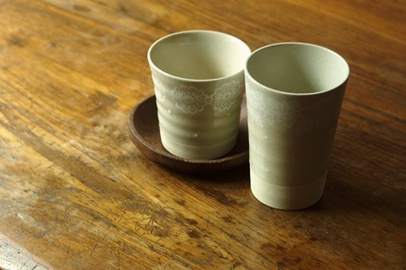 Japan's century-old IZAWA Lirica butterfly lace and little decorative beer mug / cup white high + long spoon stirring timber group - Pottery & Ceramics - Other Materials White