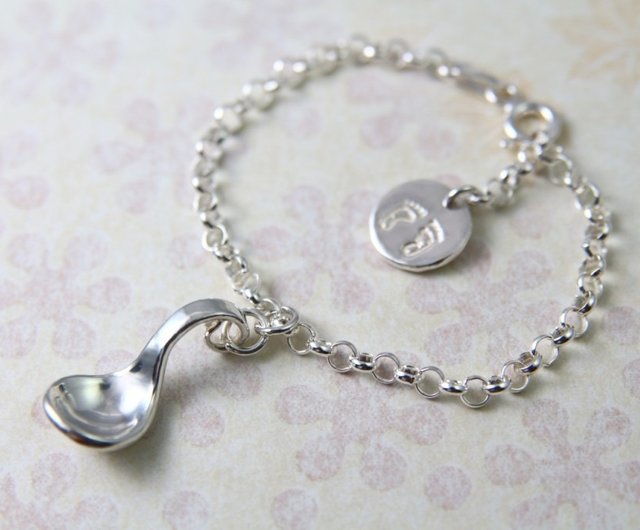 刻字無料【シルバースプーン】満月礼/シルバースプーン ブレスレット/赤ちゃんブレスレット/Sterling Silver Bracelet/  spoon - ショップ Silver Spring Handmade Silver Works 出産祝い用贈物 - Pinkoi