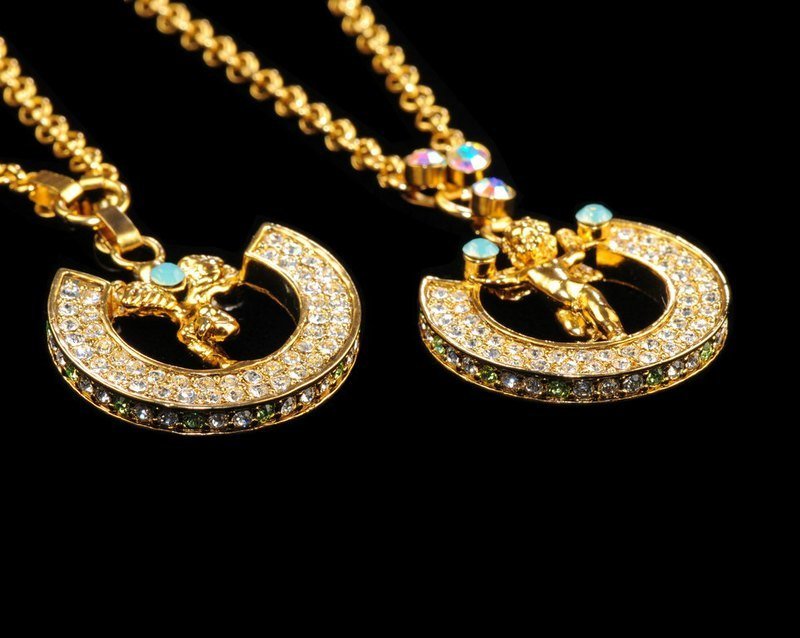 Little Angel Necklace (Antique Gold) - สร้อยคอ - โลหะ สีทอง