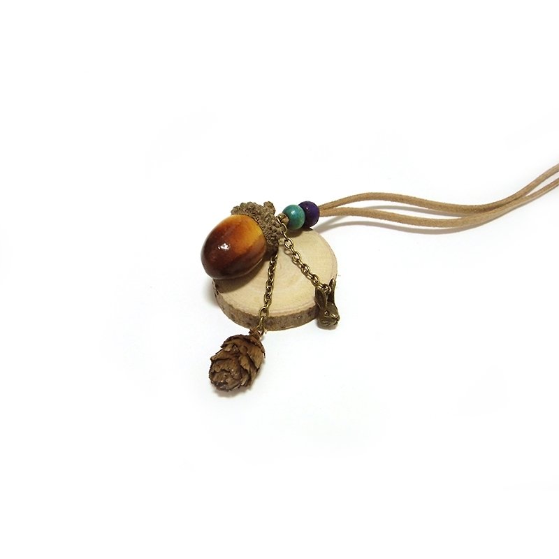Acorn necklace (please note the choice of copper rabbit / deer / squirrel when subscript) - Necklaces - Other Materials Multicolor