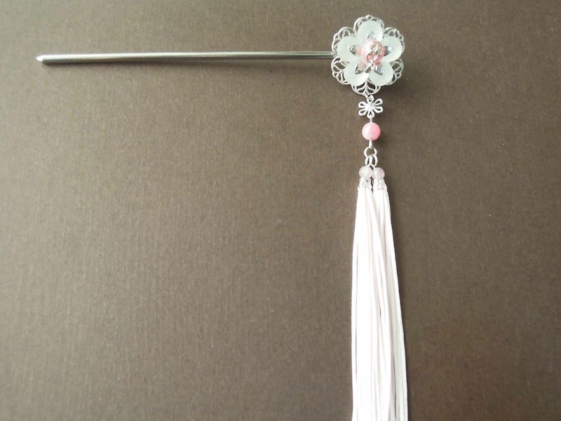 Having seen the original handmade jewelry rope - Huayu Cream tassel Bob - เครื่องประดับผม - อะคริลิค สึชมพู