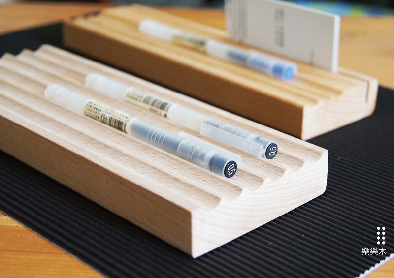 小波置筆架(可插名片式) - กล่องใส่ปากกา - ไม้ สีกากี