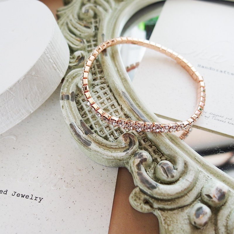 Cha mimi. Low-key charm. Swarovski square diamond rose gold elastic bracelet / White Diamond - สร้อยข้อมือ - โลหะ สึชมพู