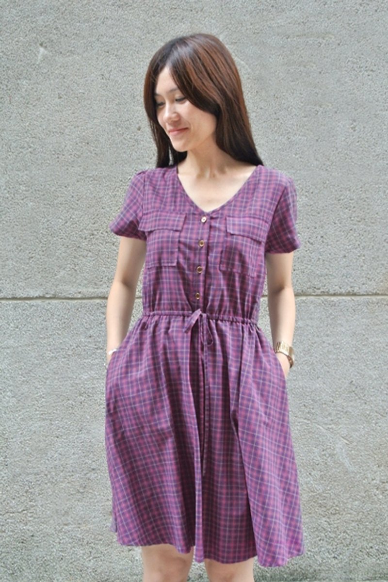 紫紅格抽繩排釦洋裝 - 連身裙 - 其他材質 