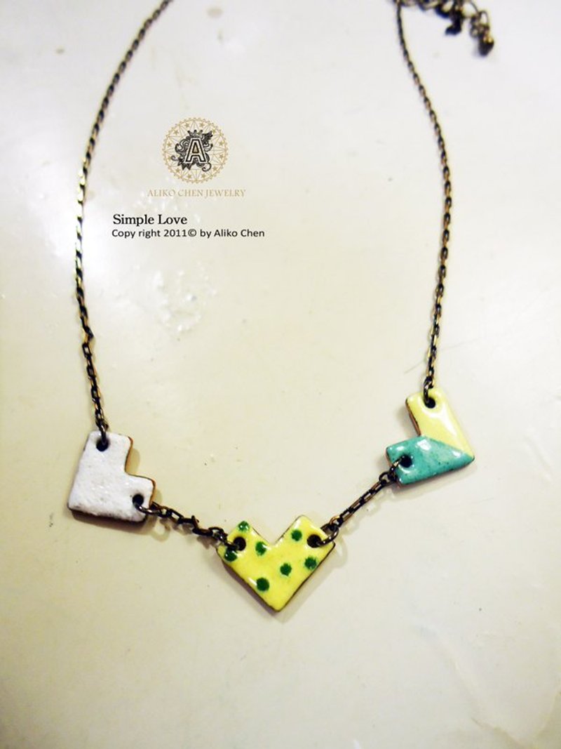 Simple Love Necklace 簡單愛造型琺瑯項鍊(紅黑黃) - สร้อยคอ - โลหะ 