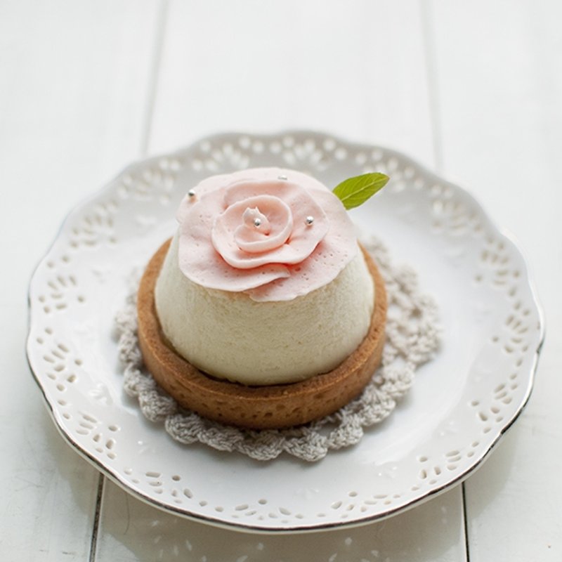 Thumbelina garden strawberry milk〗 〖 - Savory & Sweet Pies - Fresh Ingredients Pink