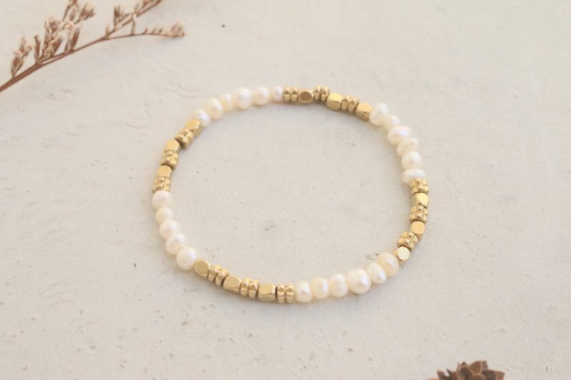 Natural Pearl - Grapes (0655) - Bracelets - Gemstone White