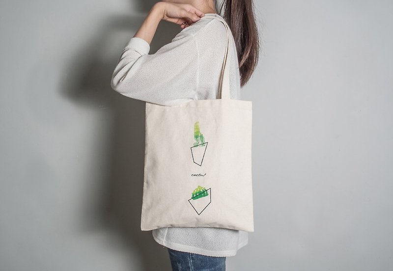 Hand-painted Handprint Embryo Cloth Bag [Cactus] Single-sided Pattern Handheld/Shoulder Back - Messenger Bags & Sling Bags - Cotton & Hemp Green