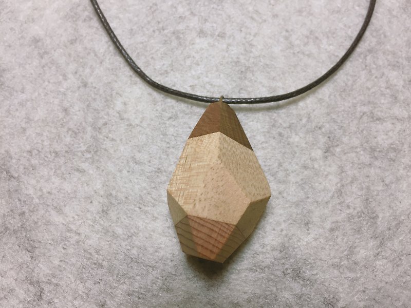 Wood and stone - Irregular combination of cone - สร้อยคอ - ไม้ สีนำ้ตาล