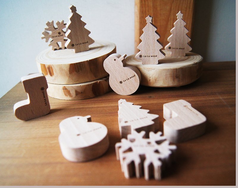 雪地的派對(雪人+雪花+聖誕樹+聖誕襪) - Stickers - Wood 