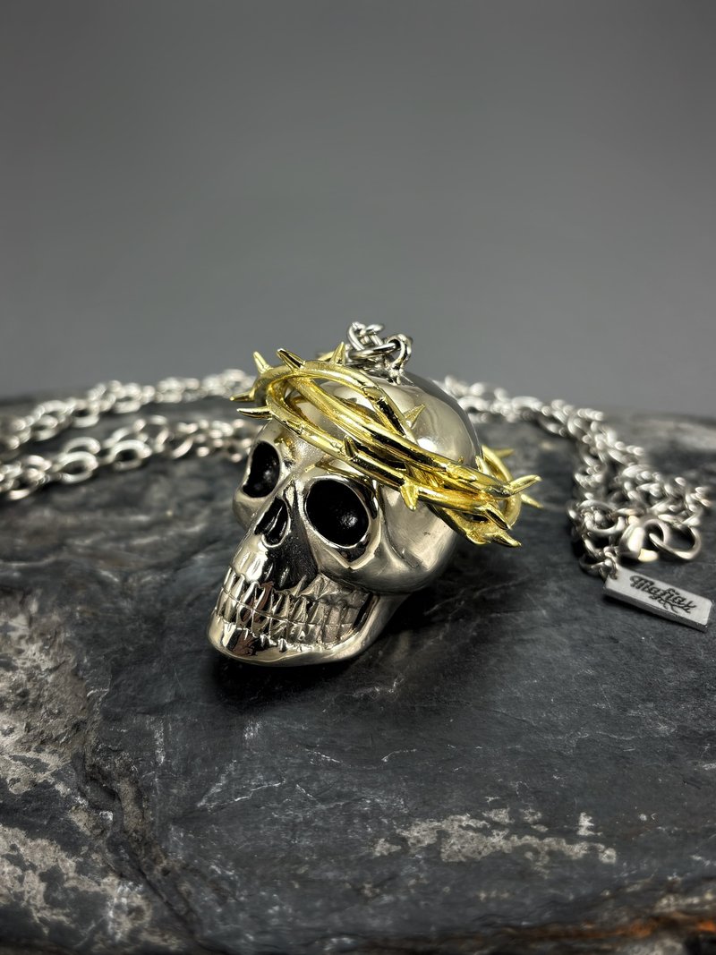 Golden Brass Crown of Thorns and White Bronze Skull Necklace. 4 Colourways. - 項鍊 - 其他金屬 