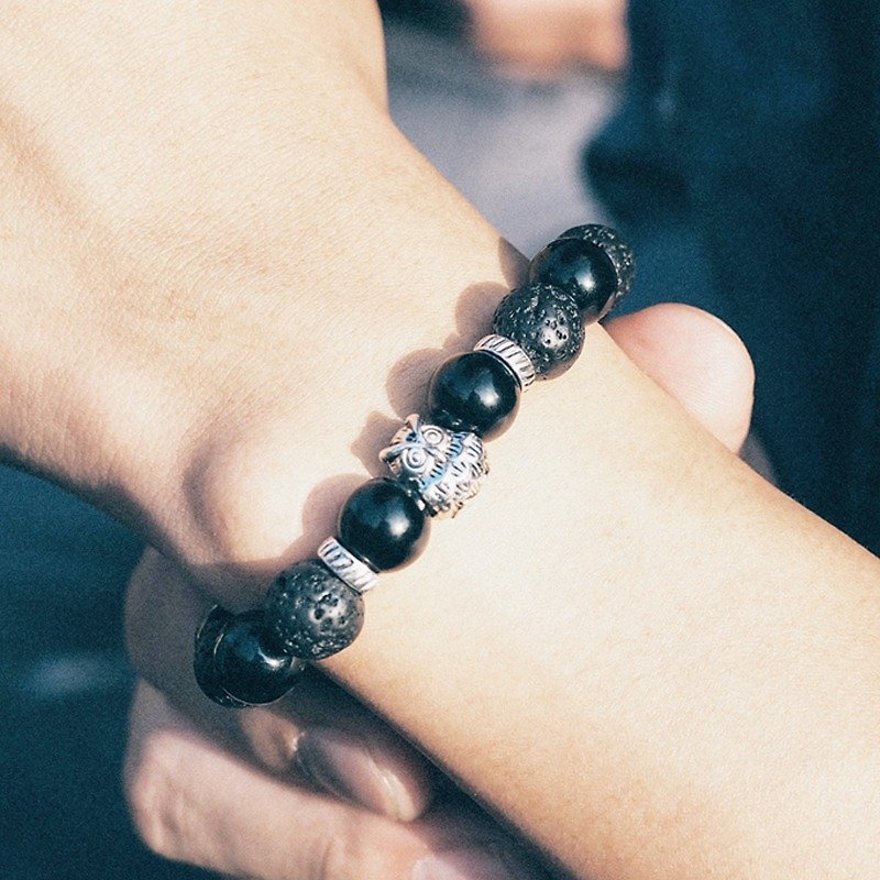 Power :: Black - volcanic rock / Black Onyx / Silver plated Owl / bracelet bracelet gift custom designs - สร้อยข้อมือ - เครื่องเพชรพลอย สีดำ