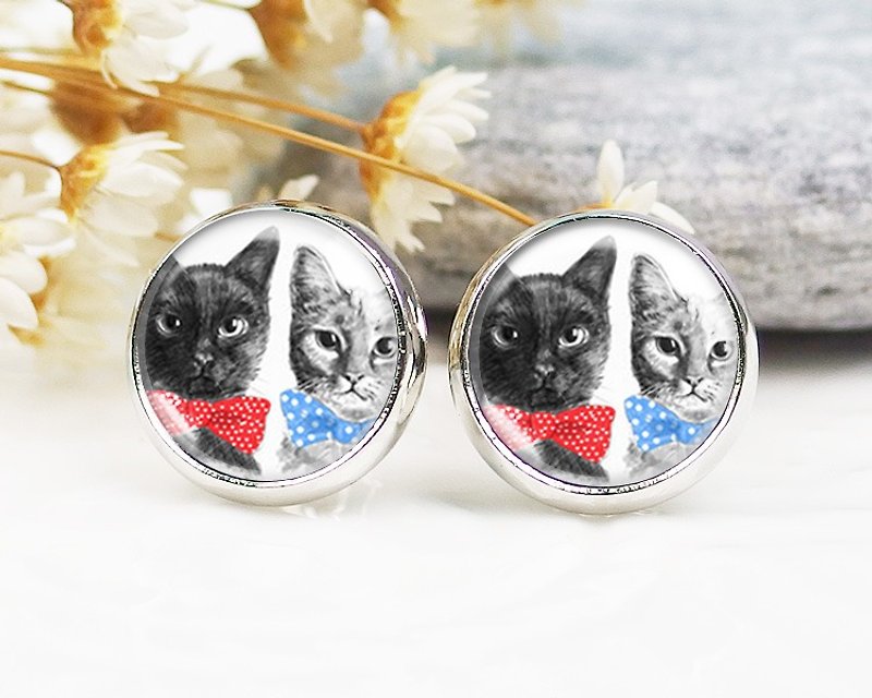 Cute Cat-Clip-on Earrings︱Earring Earrings︱Small Face Modification Fashion Accessories︱Birthday Gift - Earrings & Clip-ons - Other Metals Multicolor