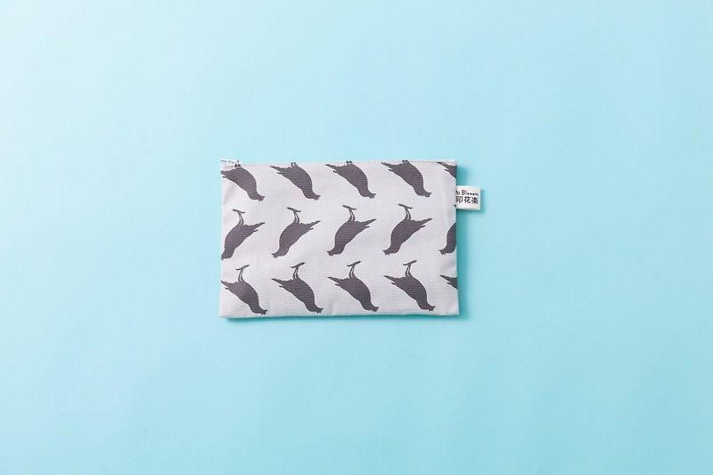 Stationery flat zipper bag / Taiwan 5 ore gray starling - Pencil Cases - Other Materials 