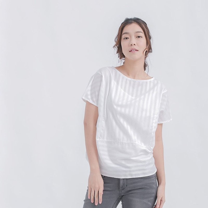 Demi square stitching blouse / white fine lines - เสื้อผู้หญิง - ผ้าฝ้าย/ผ้าลินิน ขาว