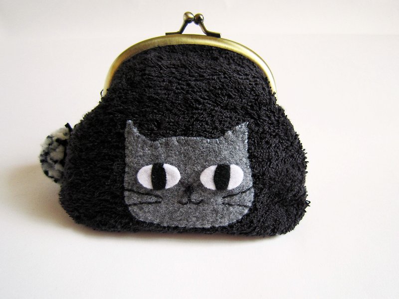 Gres cat mouth gold package - กระเป๋าเครื่องสำอาง - วัสดุอื่นๆ สีดำ