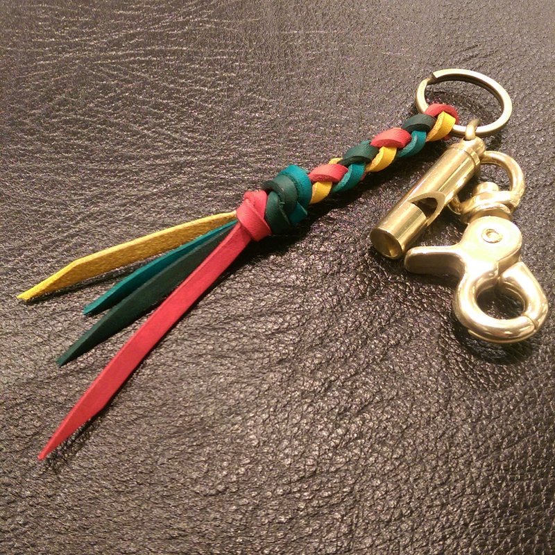純手工編織 黃銅哨子鑰匙圈 附銅吊鉤 (免費印字） - 鑰匙圈/鑰匙包 - 真皮 多色