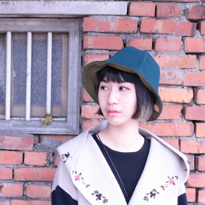 JOJA│Xカスタムライトグリーンダークグリーンの革の質感両面花の形のキャップ - 帽子 - コットン・麻 グリーン