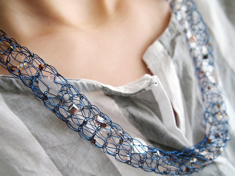 N057 will romantic handmade custom blue Bronze wire with water brown crystal necklace - สร้อยคอ - วัสดุอื่นๆ สีน้ำเงิน
