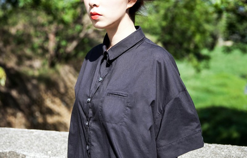SUMI Concise 寬袖落肩襯衫_5SF302_黑 - 女襯衫 - 棉．麻 黑色