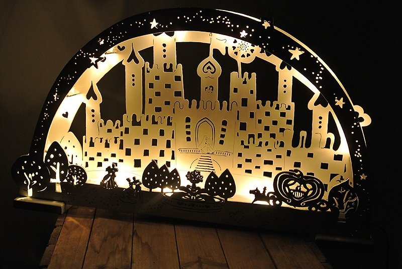 童話城堡 LED燈 - 燈具/燈飾 - 木頭 白色
